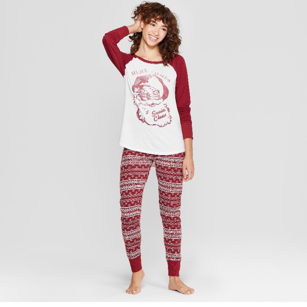 Weekend Soul Here Comes Santa Claus women’s Pj XS